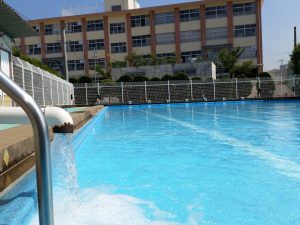 【地域活動】学校薬剤師として小学校のプールの水質検査